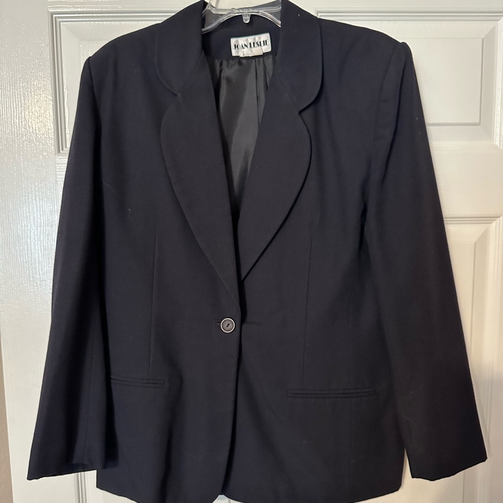 Ladies Navy Blazer